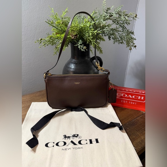 Coach New York Plaza Bag - Picture 13 of 15